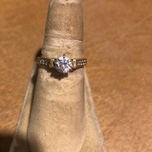 Diamond engagement ring
